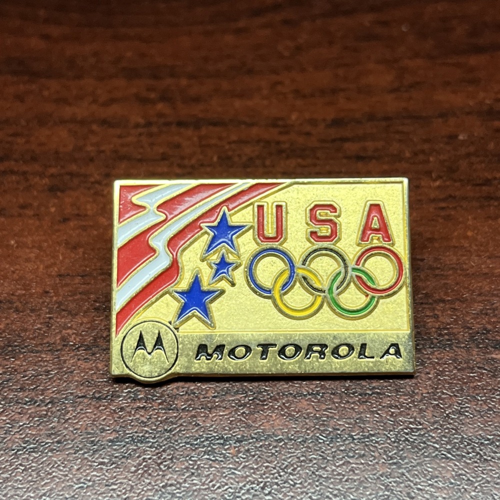 1996 Atlanta Olympics Motorola Cell Phones‎ Sponsor Team USA Lapel Hat Pin